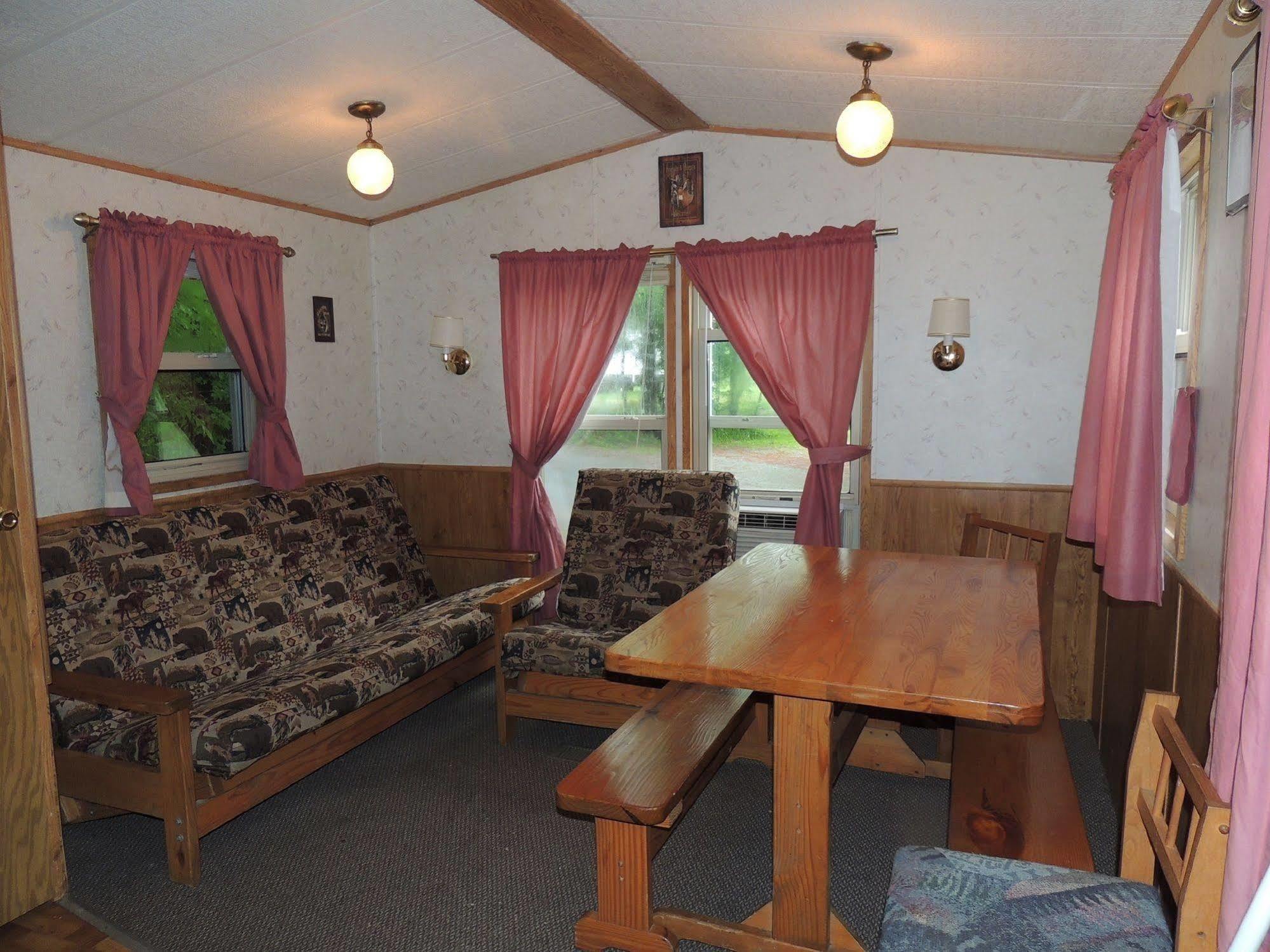 Lake George Escape - Campground Warrensburg Dış mekan fotoğraf