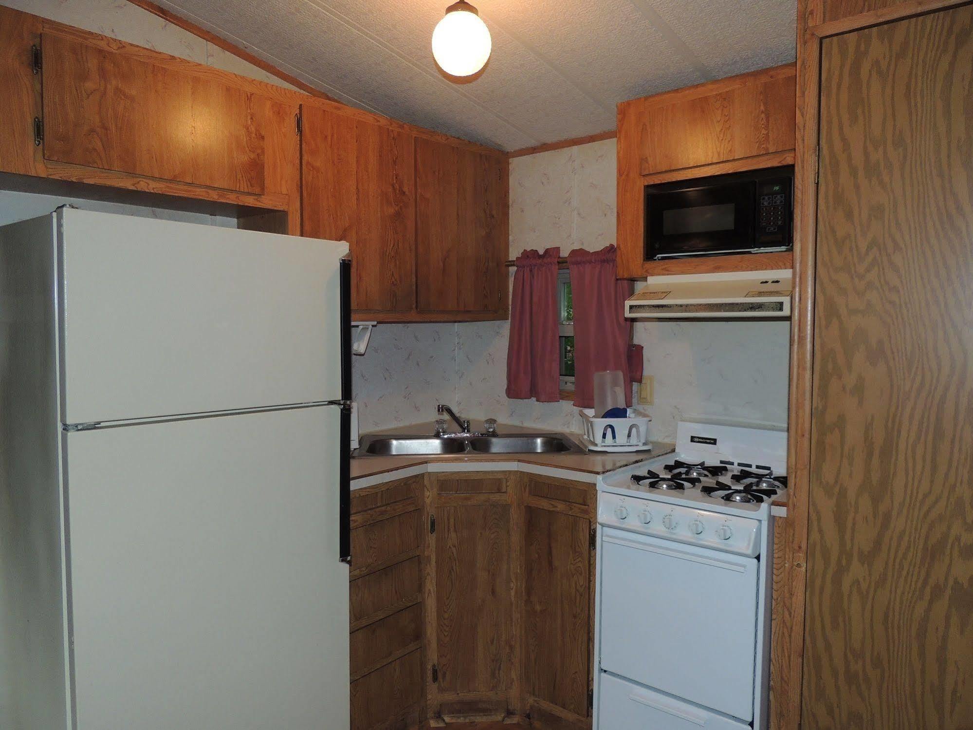 Lake George Escape - Campground Warrensburg Dış mekan fotoğraf